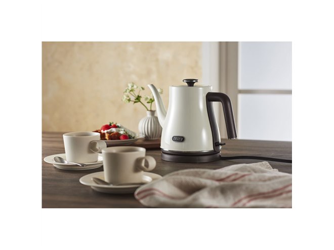 エレクトリックケトル K-KT4 (アッシュホワイト) 高速沸騰 0.8L 空焚き防止 レトロ かわいい おしゃれ K-KT4-AW 電気ケトル ｜ Toffy公式オンラインショップ Toffy⁄トフィー