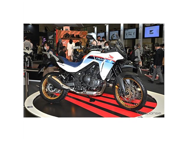復活のホンダ『トランザルプ』、開発当初のコンセプトは「オフロード