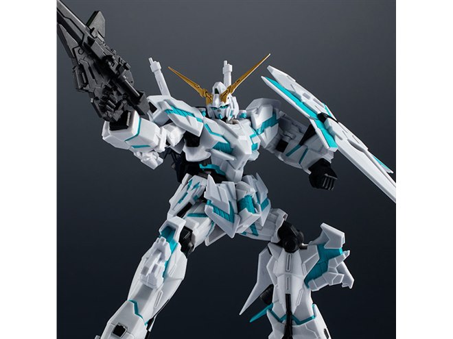 6インチフィギュア「GUNDAM UNIVERSE」ユニコーンガンダムが覚醒