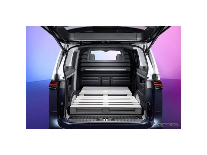 VWのEVミニバン『ID.Buzz』、欧州販売が3万2000台を突破 - 価格.com