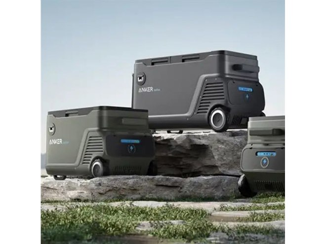 Anker、脱着式バッテリー搭載のポータブル冷凍冷蔵庫「EverFrost