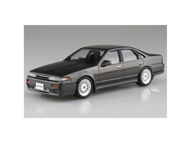 AOSHIMA、オリジナルカスタム仕様のニッサンA31 セフィーロ」を1/24で