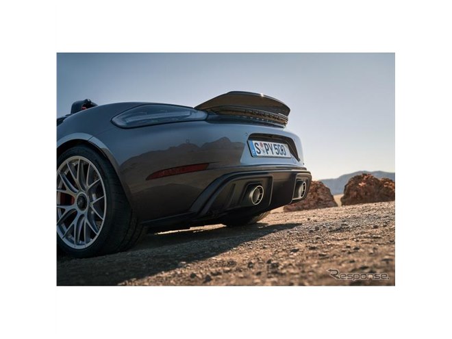 ポルシェ最強の2シーターオープン「718スパイダーRS」、2024万円で受注