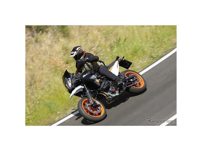 大人気【THE COLDEST MOMENT】TCM pioneer T ●送料・関税込● KTM 890SMT 試乗】“KTMだけど”ニュートラルさが特徴!? 操る