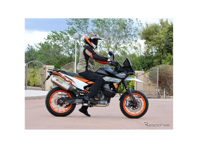 大人気【THE COLDEST MOMENT】TCM pioneer T ●送料・関税込● KTM 890SMT 試乗】“KTMだけど”ニュートラルさが特徴!? 操る