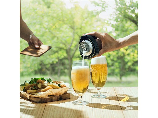 ドウシシャ、缶ビールに装着する小型ビールサーバー「絹泡直飲みタイプ