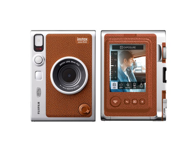 富士フイルム、最上位“チェキ”「instax mini Evo」新色Brownを本日6/29発売 - 価格.com