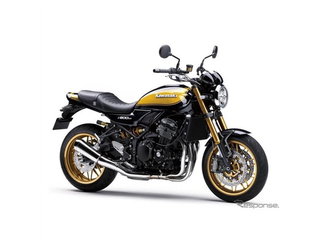 カワサキ Z900RS に「ブルー×ブラック」と「ブラックピンスト