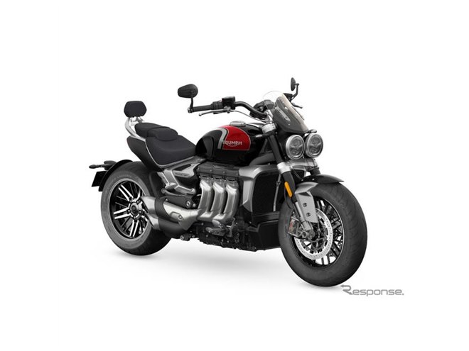 TRIUMPH トライアンフ　ブラックシート ホワイトライン付き TRIUMPH トライアンフ ブラックシート ホワイトライン付き