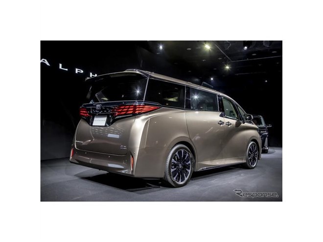 トヨタ アルファード/ヴェルファイア 新型専用のドラレコ搭載デジタル