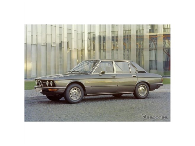 BMW 5シリーズ 歴代】半世紀で1000万台、ミドルクラスであり中核