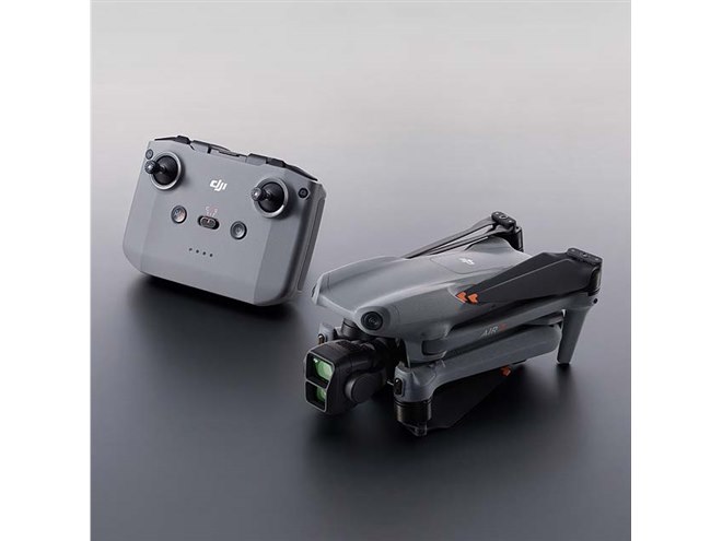 【美品】dji mavic air ドローン Amazon.co.jp: 【国内正規品】DJI ドローン Mavic Air Fly More