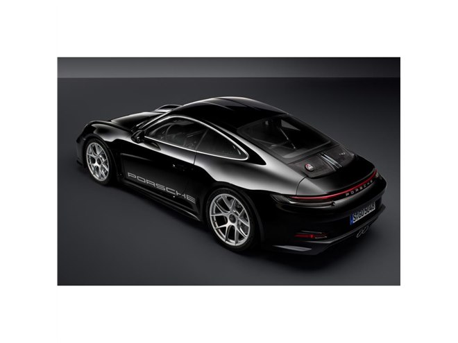 ポルシェ911」の60周年記念限定車「911 S/T」が登場 「GT3」ベースの超