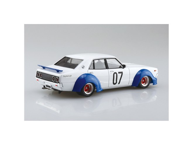 AOSHIMA、レーシーな仕様の「ケンメリ4Drワークス」1/24スケール