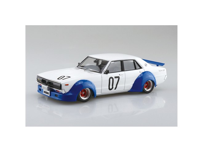 AOSHIMA、レーシーな仕様の「ケンメリ4Drワークス」1/24スケール模型
