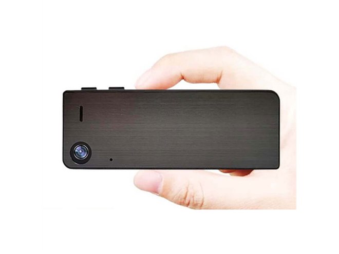 勤務中のトラブル対応を記録できる、セキュリティカメラ付きのライフ