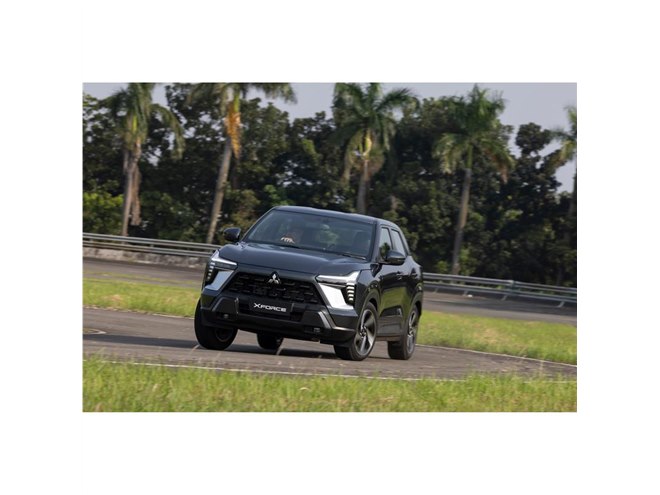 三菱の新型SUV「エクスフォース」登場 全長4390mmのコンパクト