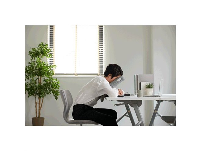 昼寝の跡が付きづらい「午後のまくら」、最大60分カウントダウン