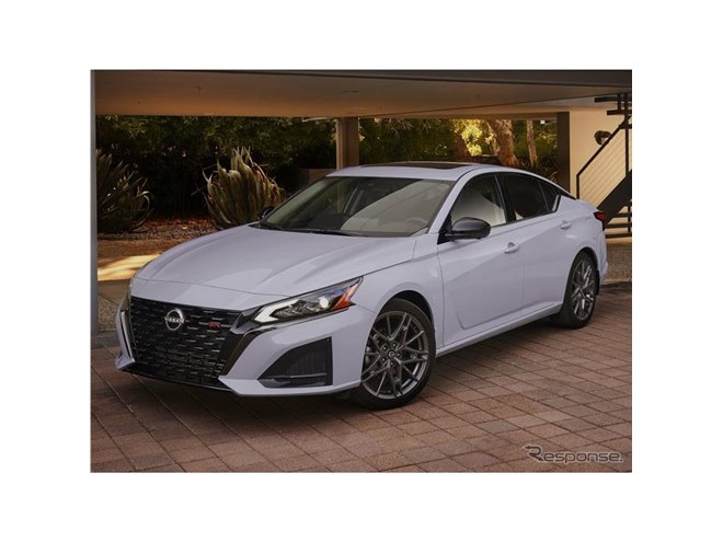 日産のミドルセダン『アルティマ』がスマホ連動を強化 - 価格.com