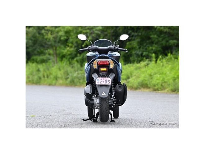 か*ん様 CORES トリシティ　nmax 走りの『NMAX』と気軽さの『トリシティ125』、125ccラインアップ