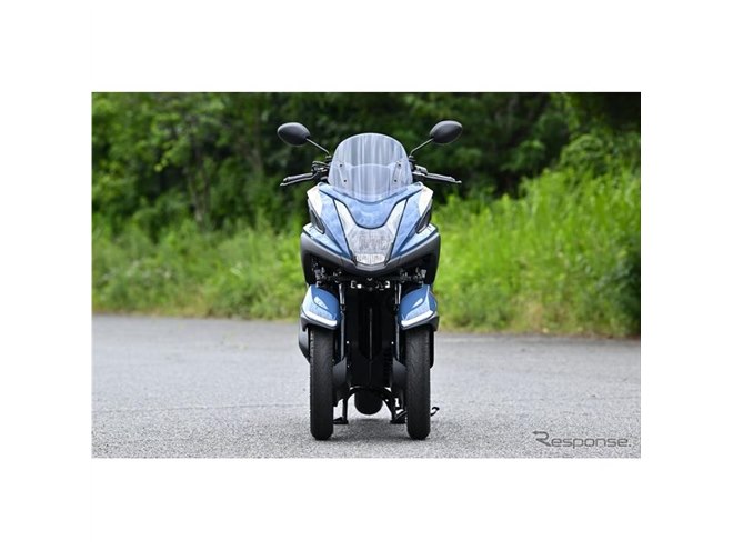 走りの『NMAX』と気軽さの『トリシティ125』、125ccラインアップ
