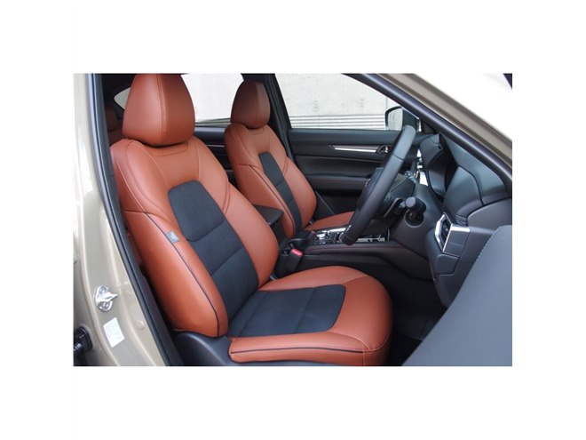 自動車 CX-5 特別仕様車 Exclusive Mode センターコンソール 台