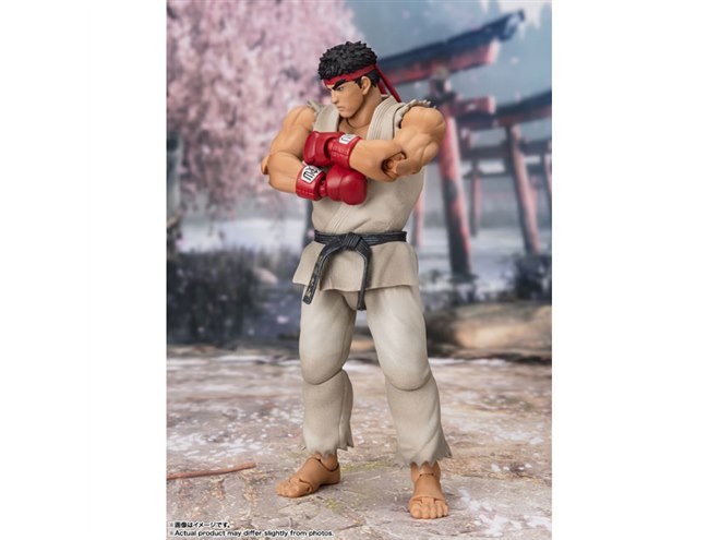 ストリートファイター」リュウがS.H.Figuarts化、波動拳エフェクトが