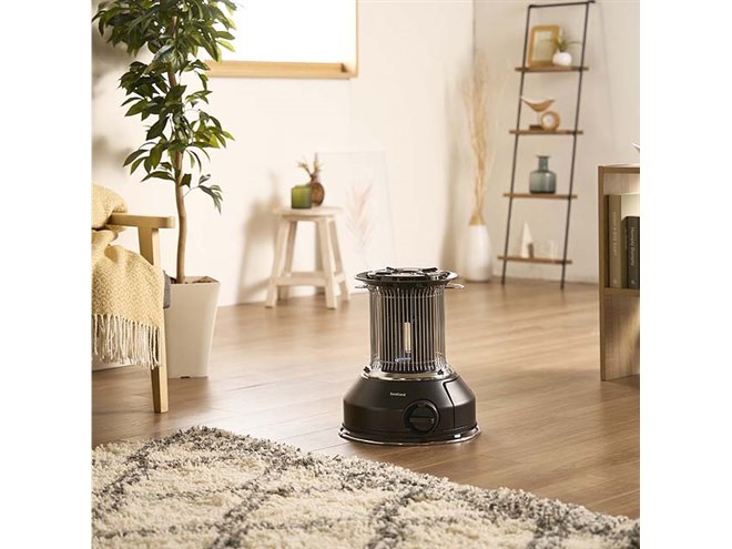 イワタニ、カセットガスを採用した屋内外兼用ストーブ「マル暖 イワタニ、カセットガスを採用した屋内外兼用ストーブ「マル暖