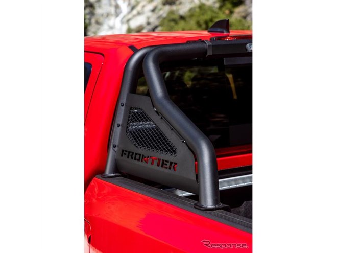 ダットサントラック再来、日産『フロンティア』に「ハードボディ」を