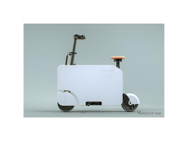 ホンダが80年代「モトコンポ」を再解釈した折りたたみe-スクーター発表