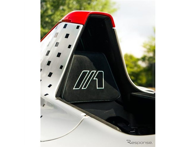 1名乗りの軽量570kgスーパーカー、『Mono』新型…完全オーダーメイドの