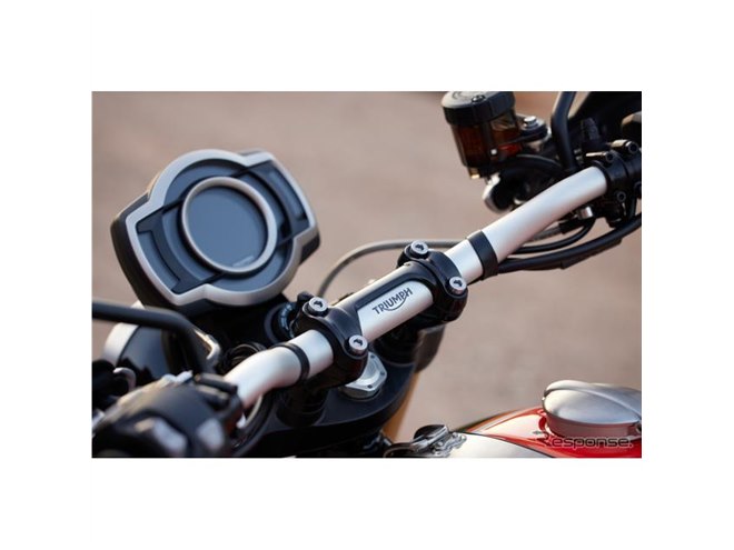 TRIUMPH トライアンフ　スクランブラー１２００ローシートXE,XC,X対応 トライアンフ、スクランブラー1200に低シート高の新型車「X」と
