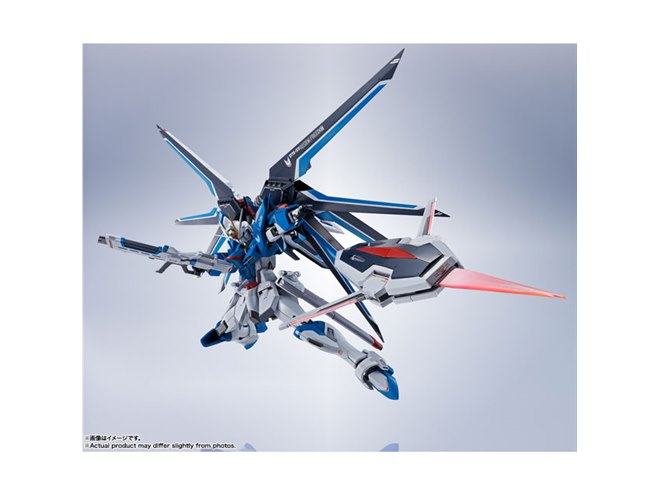 METAL ROBOT魂「ライジングフリーダムガンダム」登場、シールドに