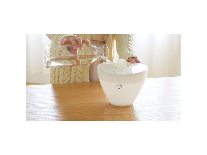 アピックス、ハンドル形状を見直した超音波加湿器「SHIZUKU