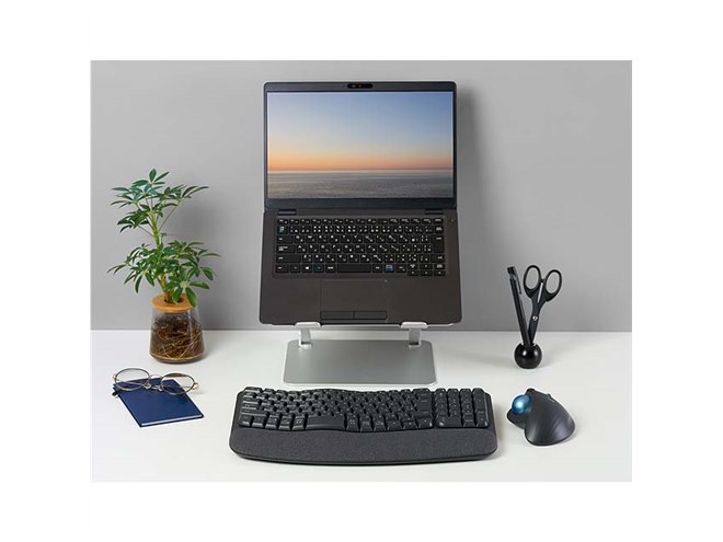 超人気の雑貨店 ロジクール、エルゴノミックキーボード「WAVE KEYS K820 キーボード