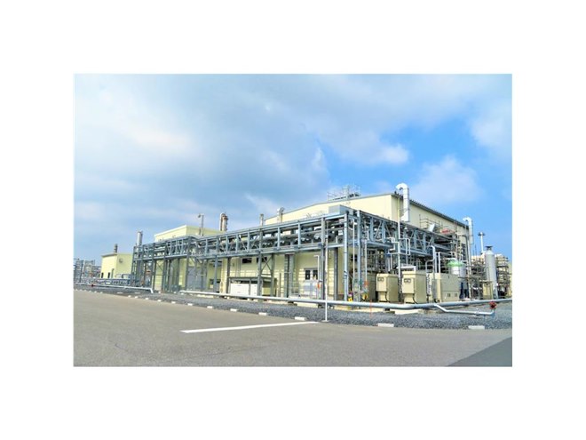 トヨタと出光興産が全固体電池の量産へ向けた協業を発表 2027年～2028