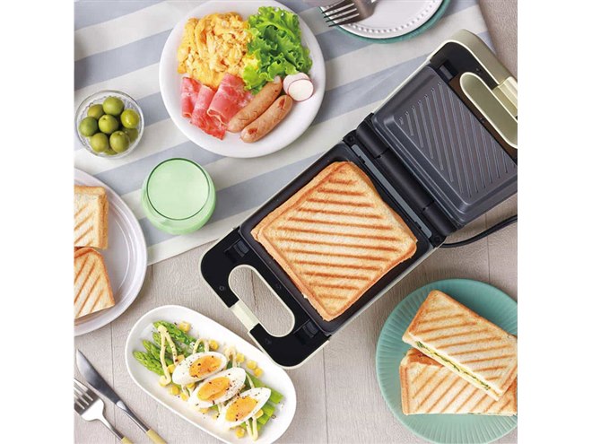 ライソン、“食パンの耳まで焼けるホットサンドメーカー”のデザインを一