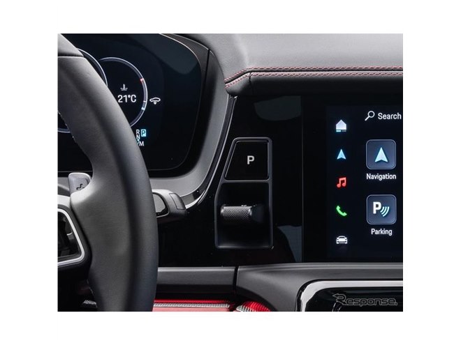 ポルシェ『パナメーラ』新型、内装を先行公開…実車は11月24日発表予定