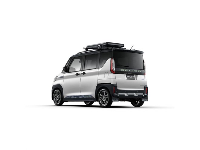 三菱が「デリカミニ」に新たなディーラーオプション「CHAMONIX