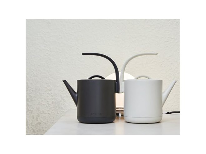 EPEIOS、“入り江をイメージ”した持ち手の電気ケトル「COVE」1度