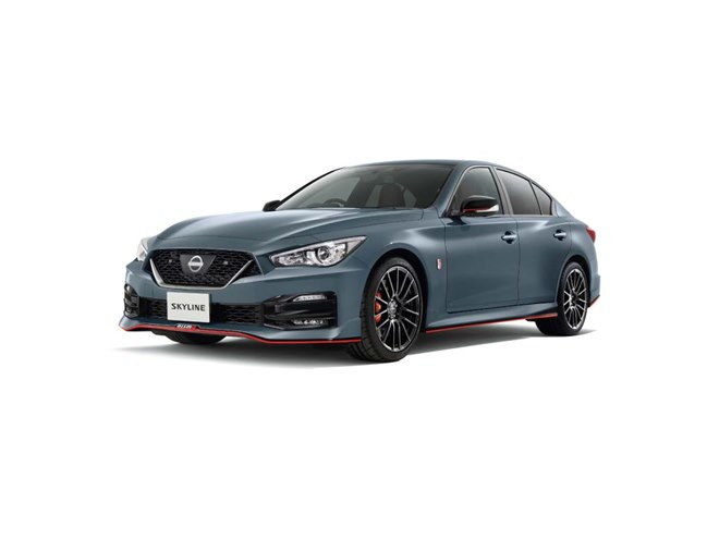 日産はレーシングカーからタフさを極めた「エクストレイル」まで多様な