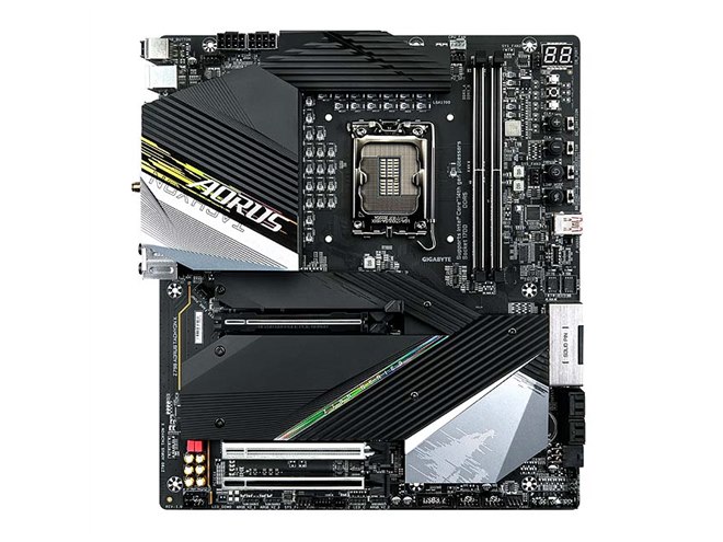 GIGABYTE、オーバークロックに特化した「Z790 AORUS TACHYON X