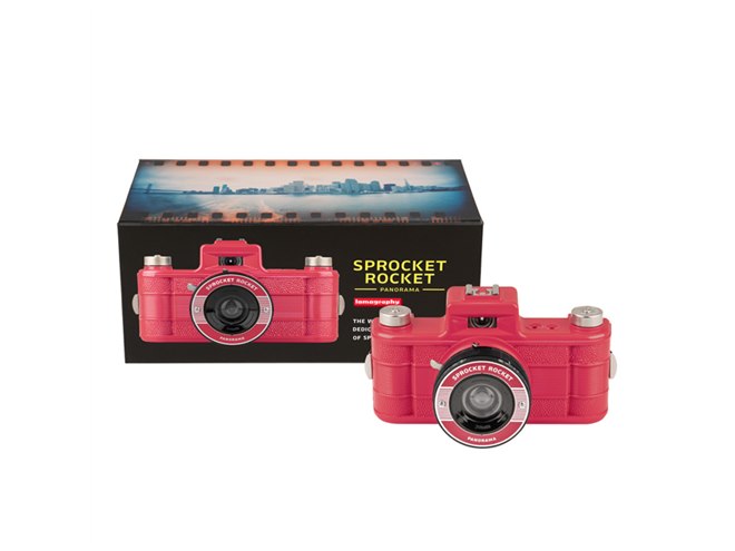 パノラミックカメラ35mm 非売品 ロモグラフィーの35mmパノラマカメラ「Sprocket Rocket」に新色