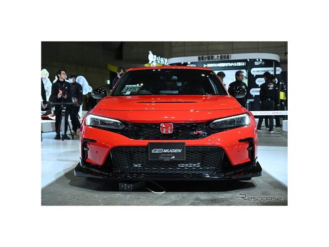 ホンダ/無限が2台の『シビックタイプR』を出展！ 市販化が待ち遠しい