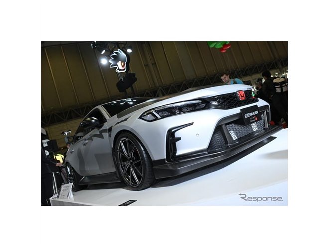 ホンダ/無限が2台の『シビックタイプR』を出展！ 市販化が待ち遠しい