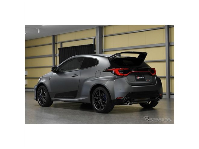 GRヤリス オジエ・エディション』は新開発のリヤウイングと、大人な