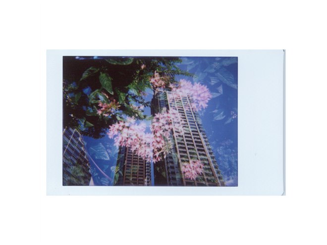 ロモ、“中国陶磁器のような“「Lomo'Instant」「Lomo'Instant Automat