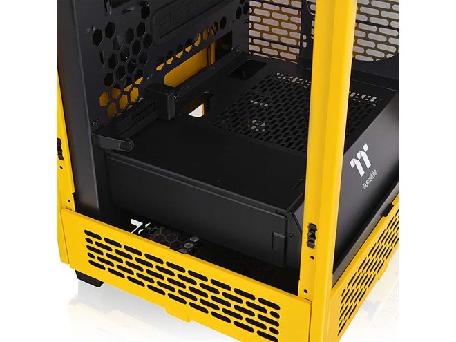 中古　Thermaltake - TheTower200 Bumblebee The Tower 200 Bumblebee Mini Chassis