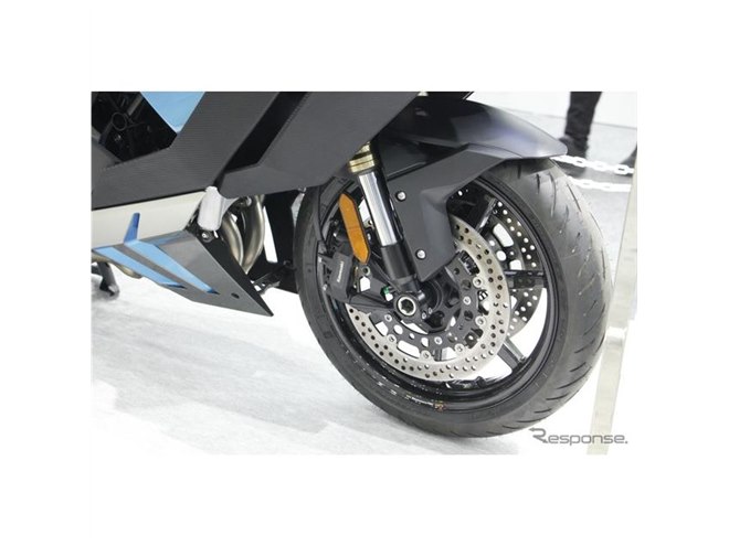 カワサキが水素エンジン版Ninjaのプロトタイプ披露！ 水素の可能性を