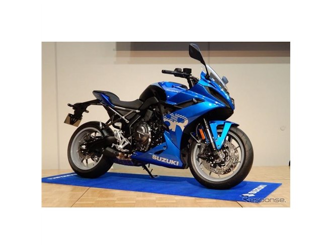 GSX-8R』はスズキの良心が産んだ傑作！共通プラットフォームの恩恵と